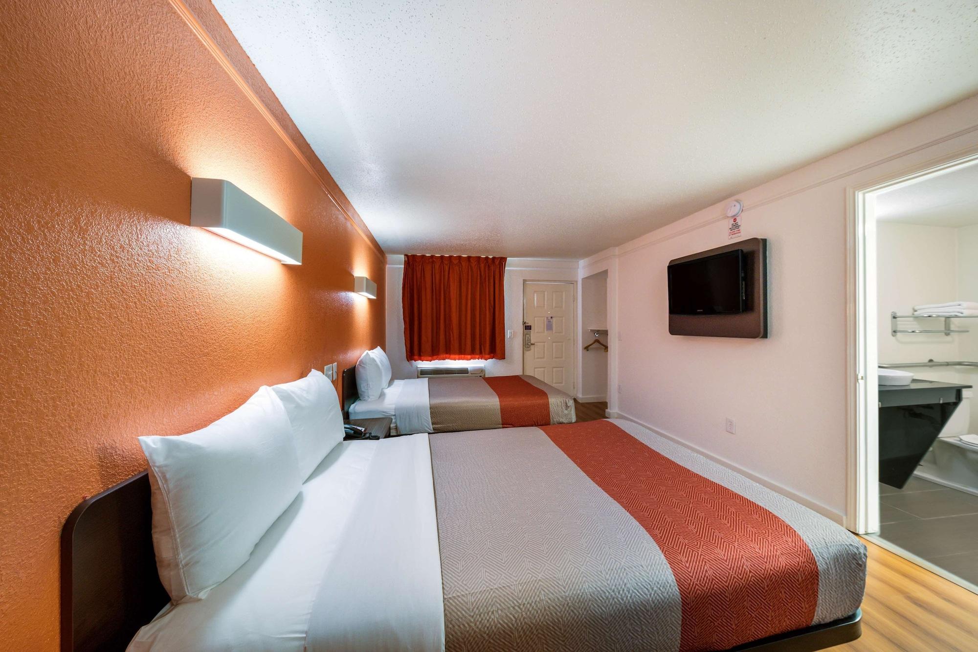 Motel 6-Dallas, Tx - Фармерс-Бранч Экстерьер фото