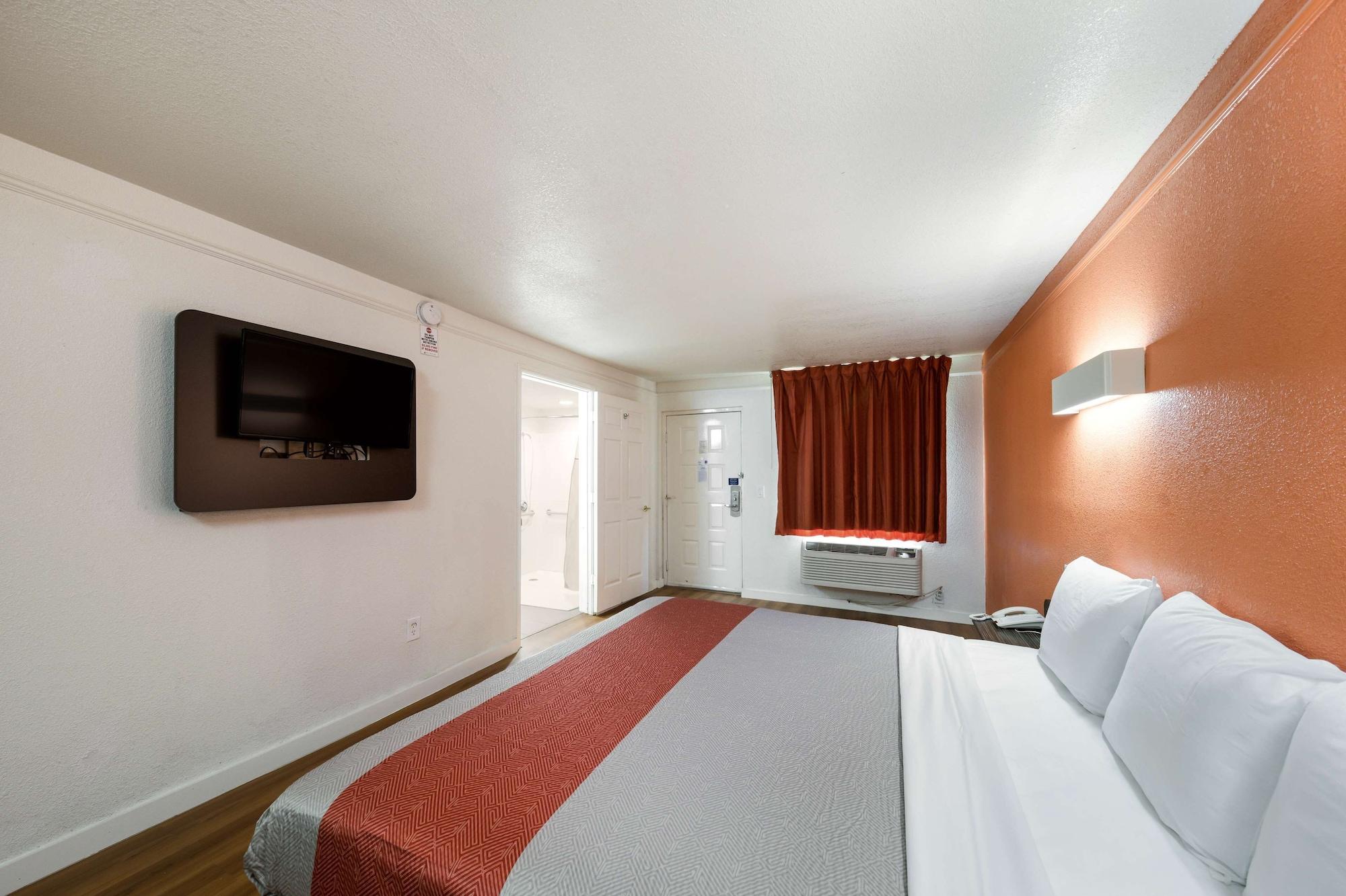 Motel 6-Dallas, Tx - Фармерс-Бранч Экстерьер фото