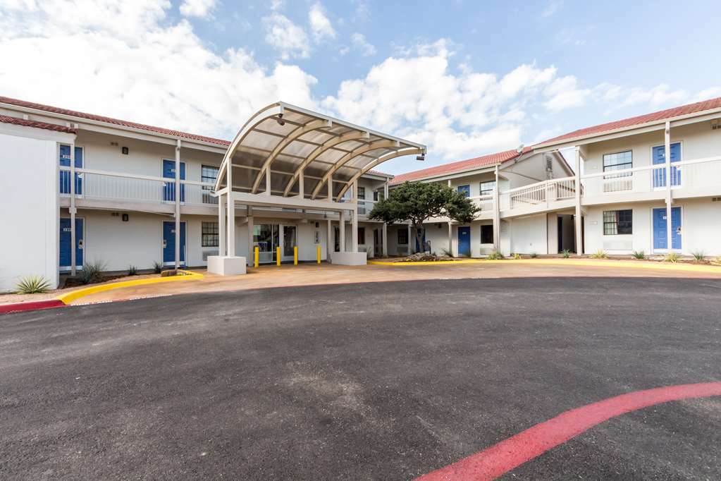 Motel 6-Dallas, Tx - Фармерс-Бранч Экстерьер фото